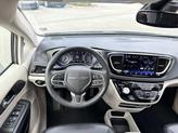 Thumbnail of 2022 Ceramic Gray Clearcoat Chrysler Pacifica