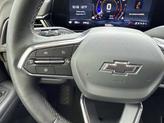 Thumbnail of 2025 Iridescent Pearl Tricoat Chevrolet Suburban