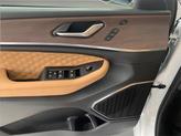 Thumbnail of 2025 Bright White Clearcoat Jeep Grand Cherokee L
