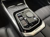 Thumbnail of 2025 Black Sapphire Metallic BMW i7