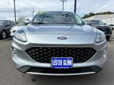 Thumbnail of 2022 Iconic Silver Metallic Ford Escape
