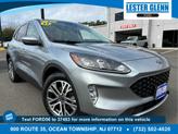 Photo of 2022 Iconic Silver Metallic Ford Escape