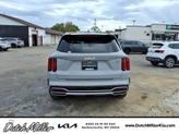 Thumbnail of 2022 Wolf Gray Kia Sorento