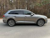 Thumbnail of 2018 Gray Audi Q7