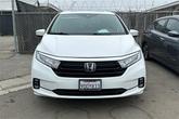 Thumbnail of 2023 Platinum White Pearl Honda Odyssey