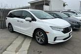 Photo of 2023 Platinum White Pearl Honda Odyssey