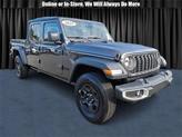 Photo of 2025 Granite Crystal Clearcoat Metallic Jeep Gladiator