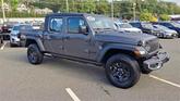 Thumbnail of 2025 Granite Crystal Clearcoat Metallic Jeep Gladiator