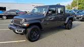 Thumbnail of 2025 Granite Crystal Clearcoat Metallic Jeep Gladiator