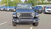 Thumbnail of 2025 Granite Crystal Clearcoat Metallic Jeep Gladiator