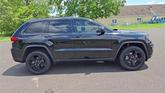 Thumbnail of 2021 Diamond Black Jeep Grand Cherokee
