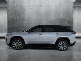 Thumbnail of 2025 Silver Zynith Clearcoat Jeep Wagoneer S