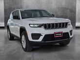 Thumbnail of 2025 Bright White Clearcoat Jeep Grand Cherokee