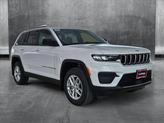 Thumbnail of 2025 Bright White Clearcoat Jeep Grand Cherokee