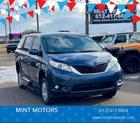 Thumbnail of 2017 Blue Toyota Sienna
