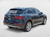 Thumbnail of 2018 Moonlight Blue Metallic Audi Q5