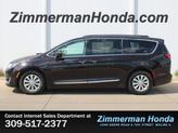 Thumbnail of 2017 Dark Cordovan Pearlcoat Chrysler Pacifica