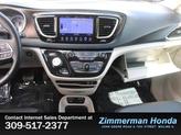 Thumbnail of 2017 Dark Cordovan Pearlcoat Chrysler Pacifica