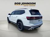 Thumbnail of 2025 Pure White Volkswagen Atlas