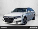 Photo of 2018 Platinum White Pearl Honda Accord