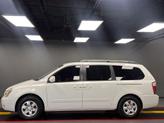 Thumbnail of 2007 White Kia Sedona
