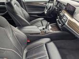 Thumbnail of 2019 Dark Graphite Metallic BMW 530e
