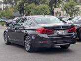 Thumbnail of 2019 Dark Graphite Metallic BMW 530e
