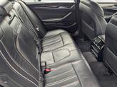 Thumbnail of 2019 Dark Graphite Metallic BMW 530e
