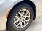 Thumbnail of 2023 Silver Mist Clearcoat Chrysler Pacifica