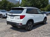 Thumbnail of 2022 Platinum White Pearl Honda Passport