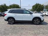 Thumbnail of 2022 Platinum White Pearl Honda Passport