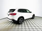 Thumbnail of 2020 Alpine White BMW X5