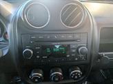 Thumbnail of 2010 Inferno Red Crystal Pearl Jeep Patriot