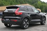 Thumbnail of 2025 Onyx Black Metallic Volvo XC40