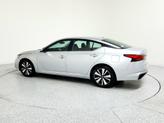 Thumbnail of 2022 Brilliant Silver Metallic Nissan Altima