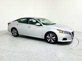 Thumbnail of 2022 Brilliant Silver Metallic Nissan Altima
