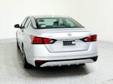 Thumbnail of 2022 Brilliant Silver Metallic Nissan Altima