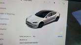 Thumbnail of 2022 Pearl White Multi-Coat Tesla Model S