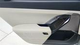 Thumbnail of 2024 Space Silver Metallic BMW i7