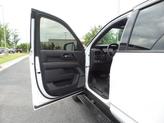 Thumbnail of 2025 Summit White GMC Yukon