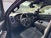 Thumbnail of 2025 Diamond Black Crystal Pearlcoat RAM 1500