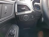 Thumbnail of 2022 Oxford White Ford Edge