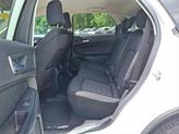 Thumbnail of 2022 Oxford White Ford Edge