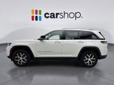 Thumbnail of 2023 Bright White Clearcoat Jeep Grand Cherokee
