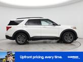 Thumbnail of 2021 White Ford Explorer