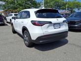 Thumbnail of 2026 Platinum White Pearl Honda HR-V
