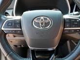 Thumbnail of 2021 Celestial Silver Metallic Toyota Highlander