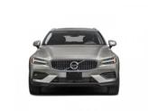 Thumbnail of 2020 Crystal White Pearl Metallic Volvo V60 Cross Country