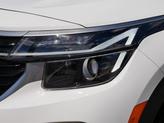 Thumbnail of 2024 Clear White/Black Roof Kia Seltos