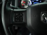 Thumbnail of 2016 Brilliant Black Crystal Pearlcoat RAM 1500